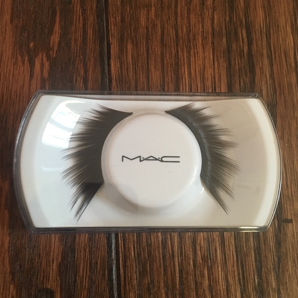 MAC 42 Lash